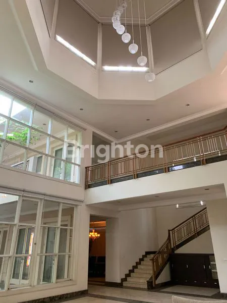 image RUMAH MEWAH (4)