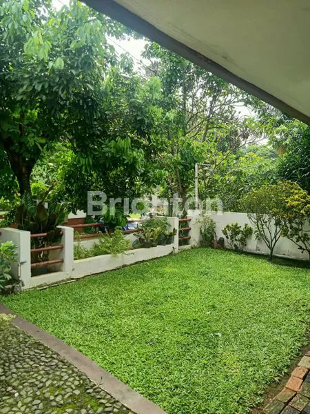 image RUMAH CANTIK TERAWAT TURUN HARGA\\U203C\\UFE0F\\U203C\\UFE0F DI LINGKUNGAN YANG NYAMAN 1 LANTAI DI  TAMAN YASMIN (8)
