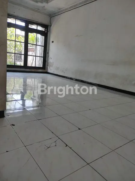image BUTUH CEPAT RUMAH 2LT AREA TENGGILIS PRAPEN (5)