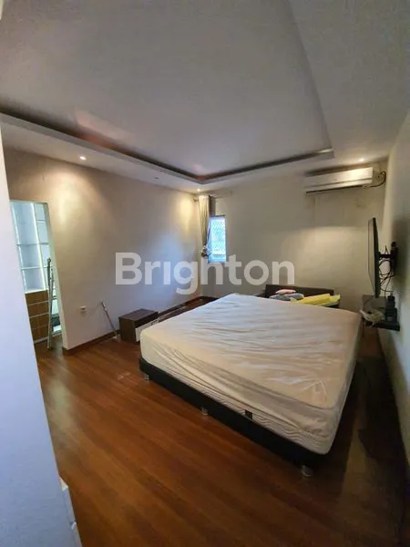 image *DIJUAL MURAH RUMAH SEMIFURNISHED SEGERA DI PADEMANGAN JAKARTA UTARA* (6)