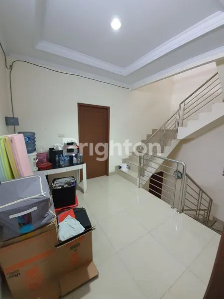 image *DIJUAL MURAH RUMAH SEMIFURNISHED SEGERA DI PADEMANGAN JAKARTA UTARA* (8)