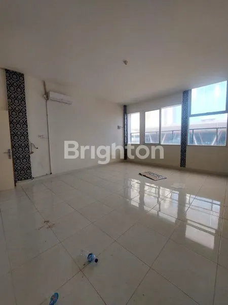 image RUKO BAGUS 3 LANTAI PARKIR LUAS AREA DALAM OPI MALL JAKABARING  (6)