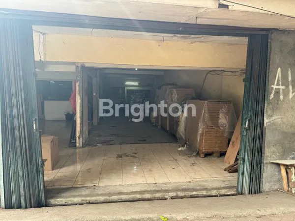 image TOKO DUA PINTU DI RAWAMANGUN [TK 610 J] (2)