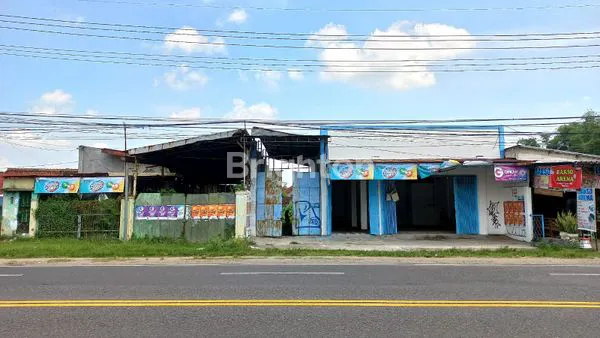 RUMAH DAN TANAH LUAS COCOK UNTUK USAHA