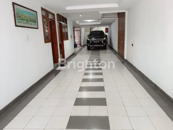 image PALMERAH RESIDENCE JAKARTA BARAT RUMAH LUX 4 LANTAI FULL FURNISHED (3)