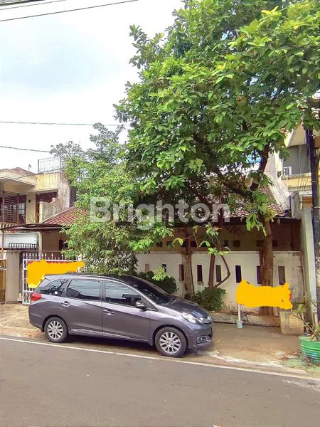 image RUMAH DI PEJOMPONGAN, ROW 2 MOBIL, (1)