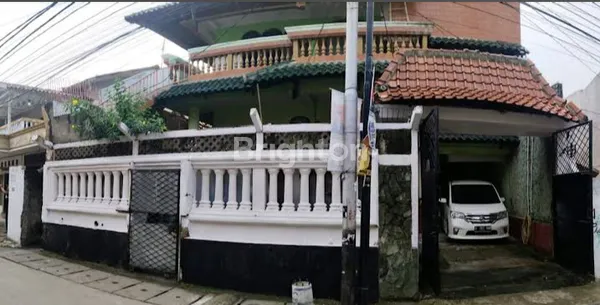 RUMAH ADA KOS KOSAN LOKASI SANGAT STRATEGIS DI KEBON BARU TEBET