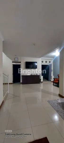 image HUNIAN CANTIK DAN TERAWAT  2 LANTAI DI LINGKUNGAN SANGAT STRATEGIS PALAYU TEGAL GUNDIL  (3)