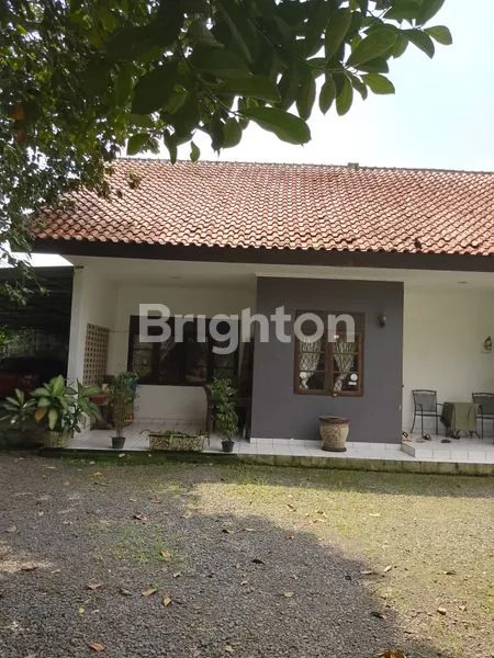 image BELI RUMAH BONUS TANAH YANG LUAS  (1)