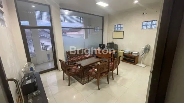 image JUAL CEPAT BANGUNAN BISA UNTUK RUMAH, USAHA, KANTOR, LOKASI PINGGIR JALAN RAYA DAERAH CICALENGKA (3)