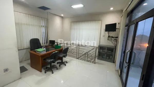 image JUAL CEPAT BANGUNAN BISA UNTUK RUMAH, USAHA, KANTOR, LOKASI PINGGIR JALAN RAYA DAERAH CICALENGKA (4)