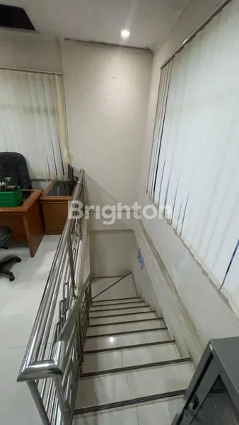 image JUAL CEPAT BANGUNAN BISA UNTUK RUMAH, USAHA, KANTOR, LOKASI PINGGIR JALAN RAYA DAERAH CICALENGKA (5)