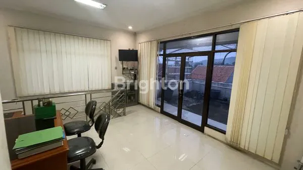 image JUAL CEPAT BANGUNAN BISA UNTUK RUMAH, USAHA, KANTOR, LOKASI PINGGIR JALAN RAYA DAERAH CICALENGKA (7)