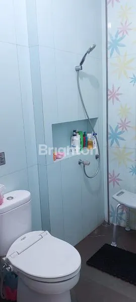 image RUMAH BESAR DAN MEWAH 2 LANTAI TOSIGA KEBON JERUK (8)