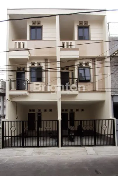 image RUMAH TANJUNG DUREN BARU 3 LANTAI BEBAS BANJIR (3)