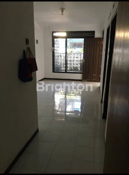 image RUMAH ASRI SIAP HUNI LOKASI STRATEGIS DI SURABAYA TIMUR (3)
