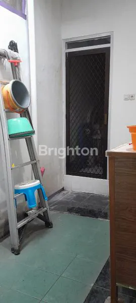 image RUMAH TENGAH KOTA DEKAT KAMPUS, LOKASI STRATEGIS (4)