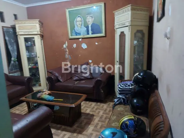 image JUAL RUMAH 2 LANTAI BU DI BANYUMANIK (4)