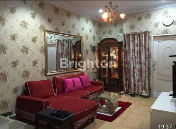 image RUMAH  DUA  LANTAI  SUNTER (4)