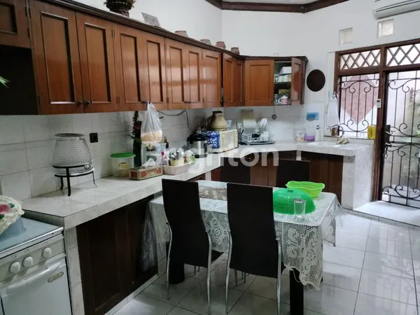 image RUMAH NGANTONG, SIAP HUNI, DI DALAM CLUSTER BINTARO 3A, LOKASI STRATEGIS  (2)