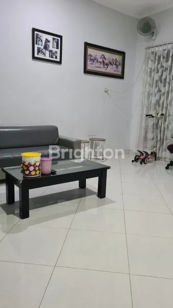 image RUMAH 2 LANTAI HARGA MIRING DAN MURAH DI KOTA KEDIRI (8)