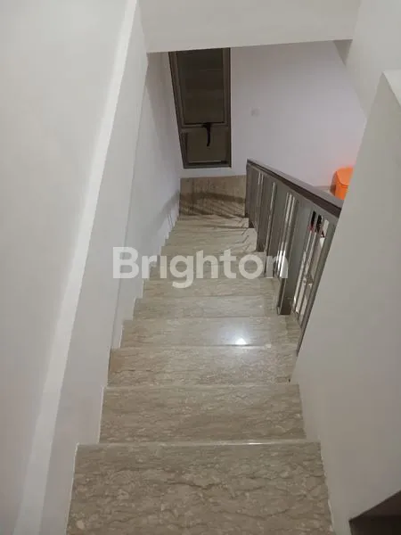 image RUMAH GOLF ISLAND PIK ALLEGRO (4)