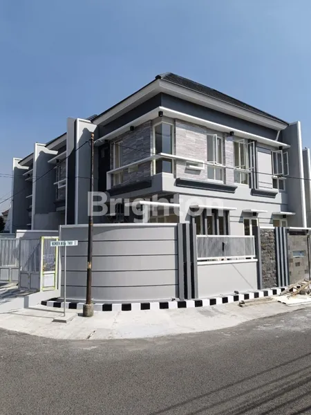 image RUMAH HOOK MINIMALIS NGINDEN DEKAT RUNGKUT, JEMURSARI, UBAYA (3)