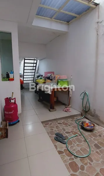 image RUMAH CIAMIK SEMI FURNISH, DEKAT RAYA DHARMAHUSADA, UNAIR (3)