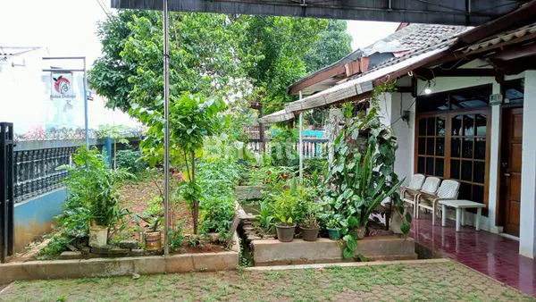 image RUMAH BESERTA RUANG PRAKTEK KEBIDANAN DI TANGERANG  (5)