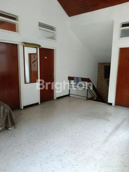 image RUMAH 2LT JELAMBAR JAKARTA BARAT (1)