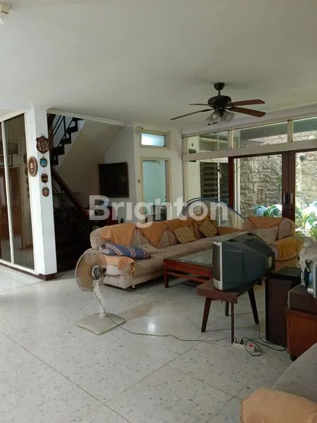 image RUMAH 2LT JELAMBAR JAKARTA BARAT (7)