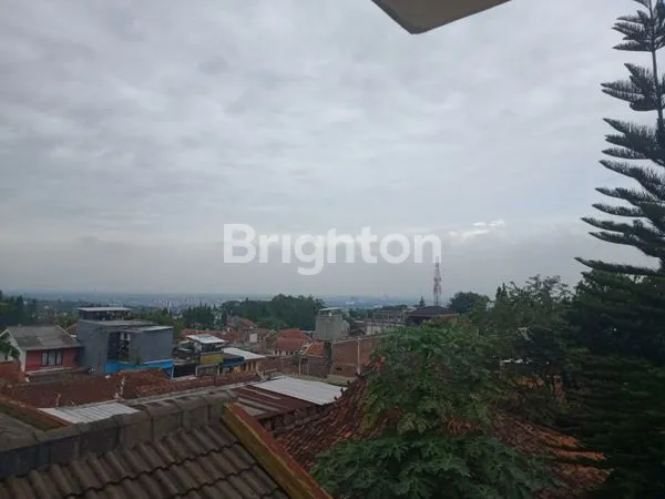 image RUMAH 2 LANTAI DI DAGO ATAS - BANDUNG (CITY VIEW) (4)
