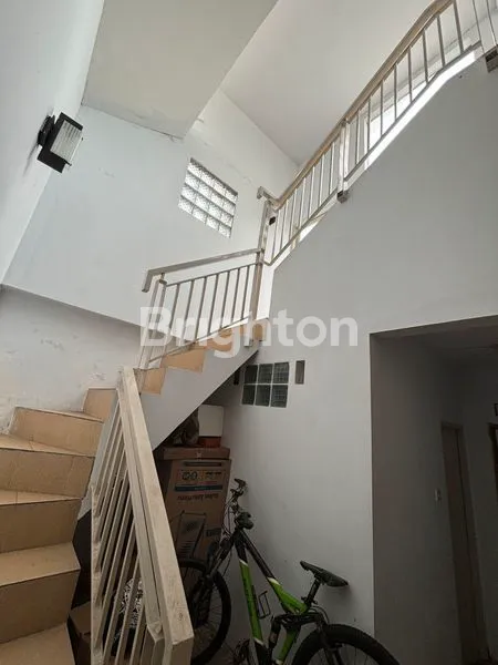 image RUMAH 2 LANTAI SIAP HUNI (6)