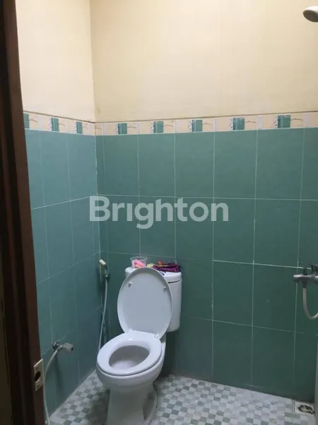 image RUMAH 2 LANTAI BAGUS TERAWAT RUNGKUT MAPAN DEKAT MERR, MCD, UPN, UBAYA, AKSES TOL STRATEGIS (5)