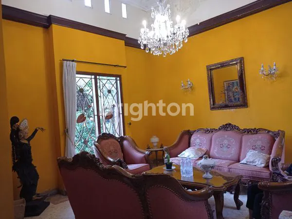 image RUMAH MEWAH FULL FURNISH SIAP HUNI COCOK UNTUK HOMESTAY DI KAWASAN WISATA YOGYAKARTA (3)