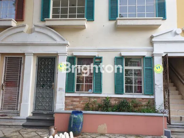 image TOWN HOUSE SIAP HUNI LIPPO KARAWACI UTARA - TANGERANG (1)