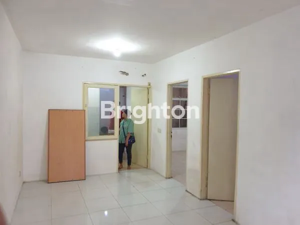 image TOWN HOUSE SIAP HUNI LIPPO KARAWACI UTARA - TANGERANG (3)