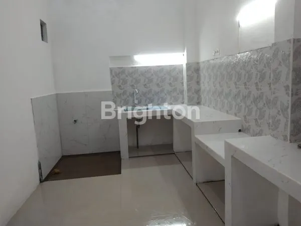 image DISEWAKAN RUMAH DI KUTISARI INDAH (6)