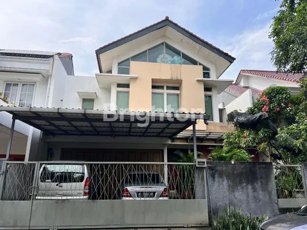 image RUMAH CANTIK TERAWAT SIAP HUNI DEKAT LRT CIBUBUR (1)