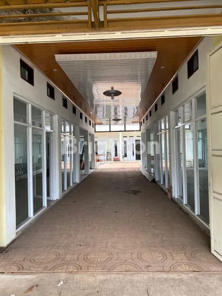 image GEDUNG USAHA 500M² DI JL. RAYA RAJAMANDALA (1)