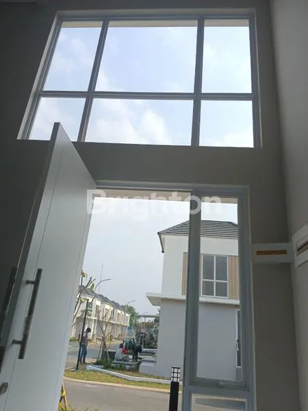 image JUAL CEPAT RUMAH PERUMAHAN PARAMOUNT (6)