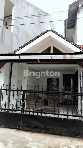 image RUMAH CANTIK  SIAP HUNI DAN GANDENG TANAH 1 KAVLING  JL.RAYA  PULOGEBANG. CAKUNG  JAKARTA TIMUR (5)