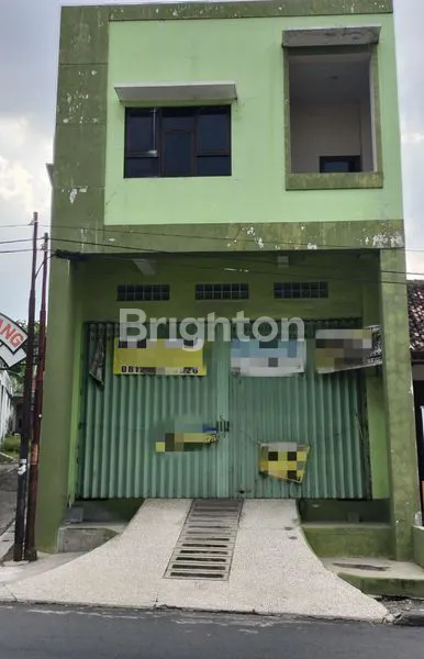 image RUKO 2 LANTAI DI JALAN BRIGJEN KATAMSO, KANDANG SAPI SOLO (2)