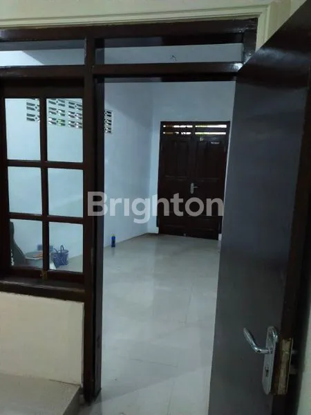 image RUMAH KOST STRATEGIS DAN MURAH DI JL BANGKA JEMBER  (7)