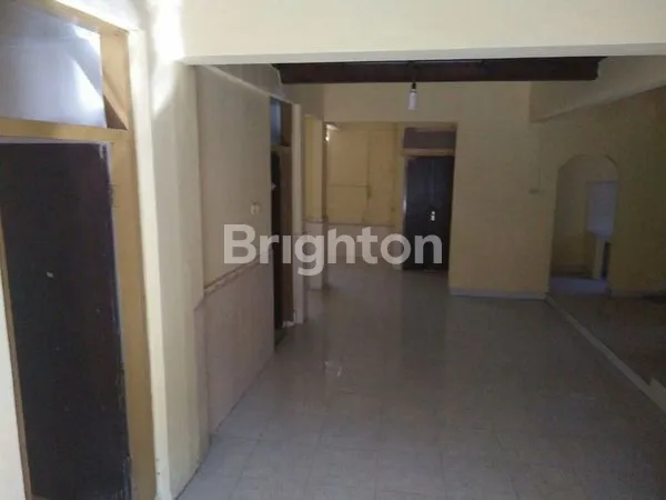 image RUMAH 4KT STRATEGIS DAN NYAMAN DI SESETAN DENPASAR SELATAN (5)