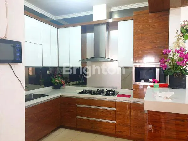 image RUMAH KEBON JERUK BARU POSISI HOOK JAKARTA BARAT (3)