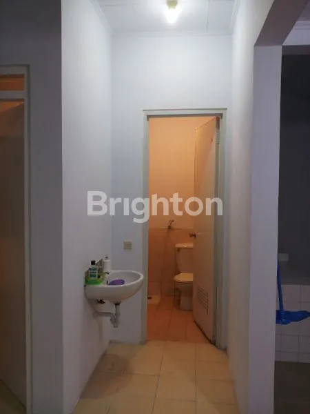 image RUMAH SIAP HUNI TAMAN UBUD LOKA LIPPO KARAWACI (3)