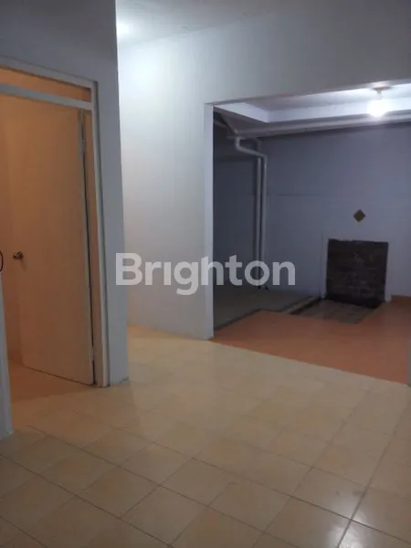 image RUMAH SIAP HUNI TAMAN UBUD LOKA LIPPO KARAWACI (1)