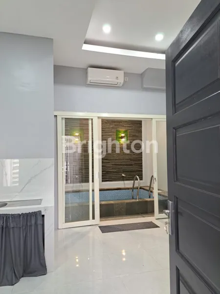 image RUMAH MUNGIL TAPI KAMAR TIDUR 4 + ADA INDOOR POOL SAMBIROGO SURABAYA BARAT (4)