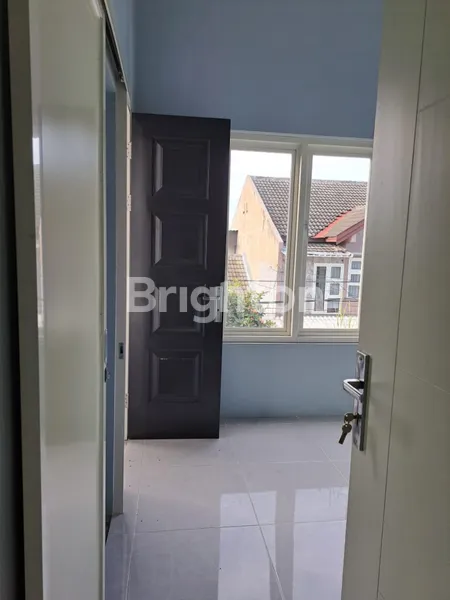 image RUMAH MUNGIL TAPI KAMAR TIDUR 4 + ADA INDOOR POOL SAMBIROGO SURABAYA BARAT (6)